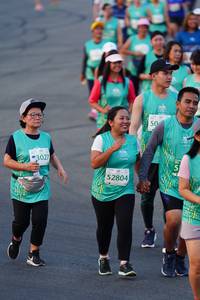 BIB: 3027, 52804
                            <button type="button" onclick="openModal(10521895)" class="btn btn-primary btn-sm float-right btn-popup" data-toggle="modal" data-target=".modal-high-quality">
                        <i class="fas fa-shopping-cart"></i> Add to Cart
                    </button>
                                            <button type="button" onclick="isThisMe(10521895, true)" class="btn btn-success btn-sm float-right btn-popup btn-isme hidden" data-toggle="tooltip" data-placement="bottom" title="นี่คือรูปของคุณใช่ไหม คลิกที่นี่เพื่อเอาเข้าอัลบั้ม">
                        <i class="fas fa-plus"></i> Add to album
                    </button>
                    <button type="button" onclick="isThisMe(10521895, false)" class="btn btn-warning btn-sm float-right btn-popup btn-isnotme hidden">
                        <i class="fas fa-ban"></i> Remove from album
                    </button>